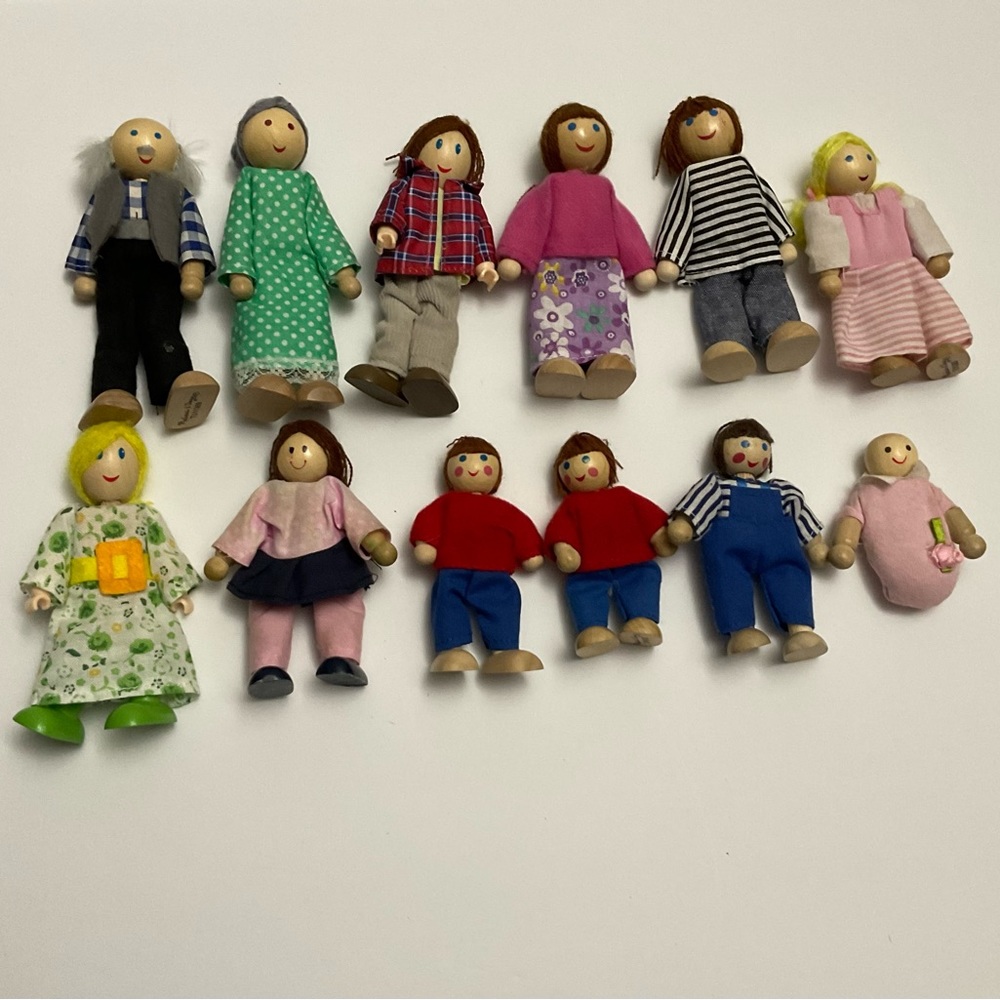 Wooden Poseable Figures Bundle